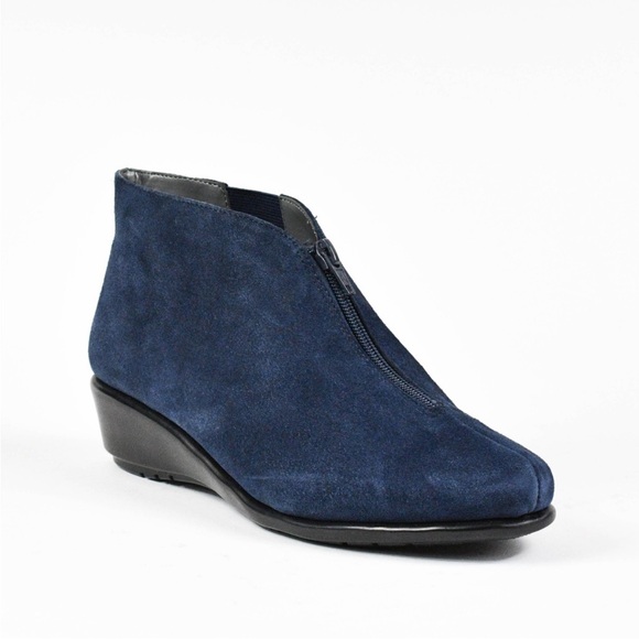 Aerosoles Allowance Women’s Booties Dark Blue Suede 670 - Size 7.5 - Picture 6 of 8